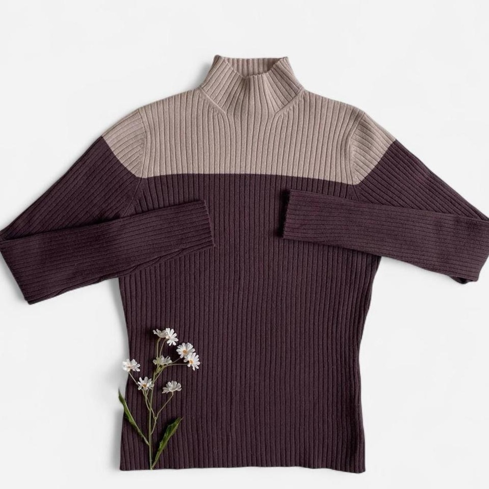 Vintage purple colorblock mock neck sweater